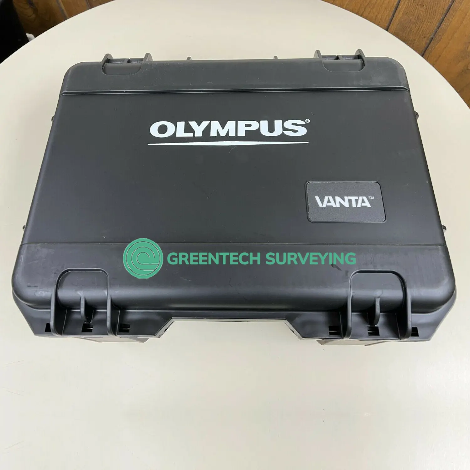 Olympus-Vanta-L-XRF-Hard-Carrying-Case.webp